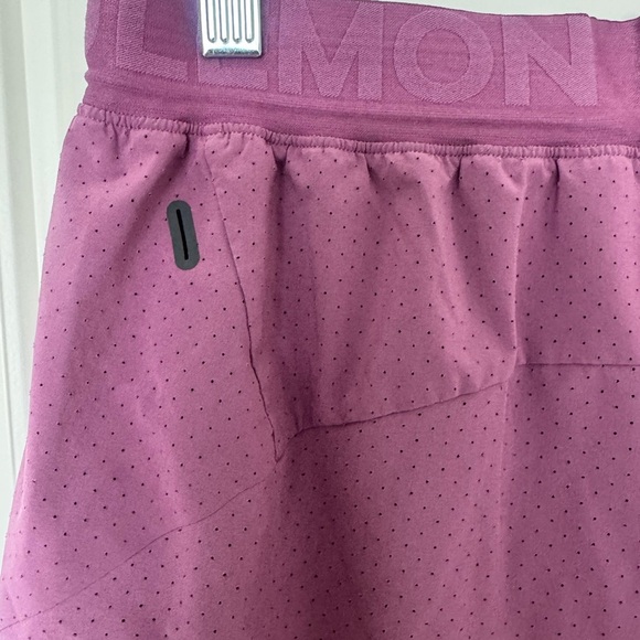 Lululemon Men’s‎ M Surge Short 6” lined SE $88.00 Purple Light Weight Comfort - Picture 11 of 14